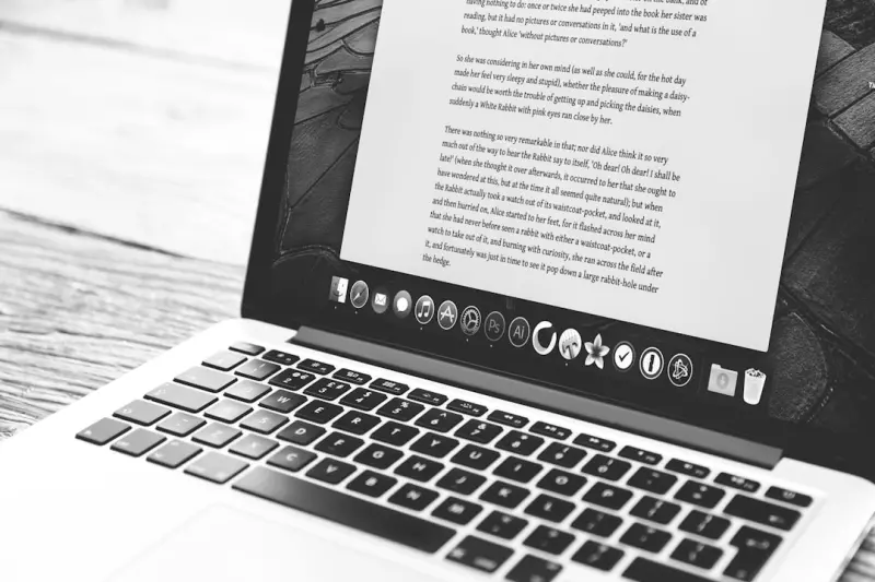 Turning Creative Fatigue into Opportunity: Micro‑Community Strategies for Modern Social Media Advertising