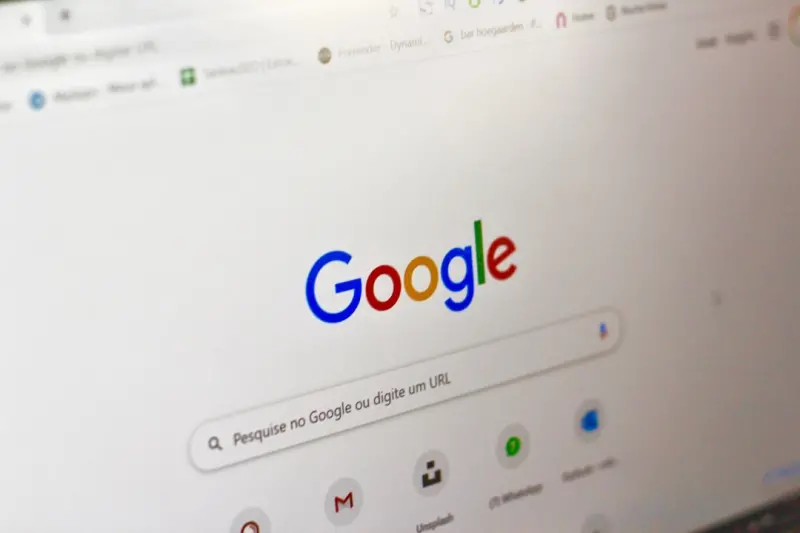 Cracking Google’s Query Engine: How Intent Shapes Every SERP Feature