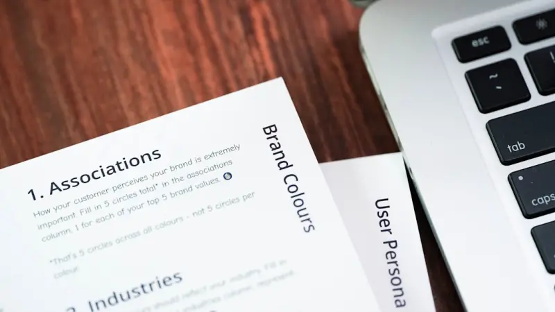 Co‑Creating Authority: Turning Customers into Content Partners