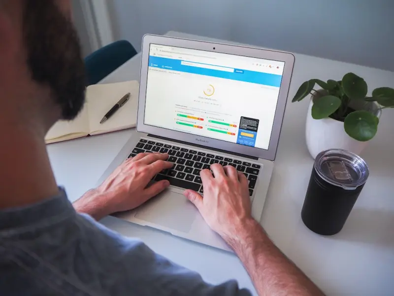 The Psychology Behind On-Page SEO: Persuading Users and Crawlers Alike
