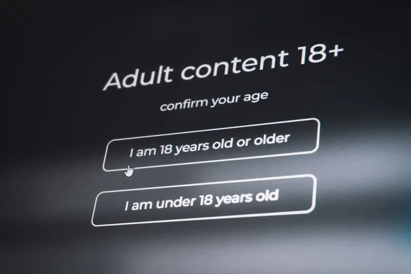 Content Strategy in the Age of AI: How to Stay Ahead of the Curve