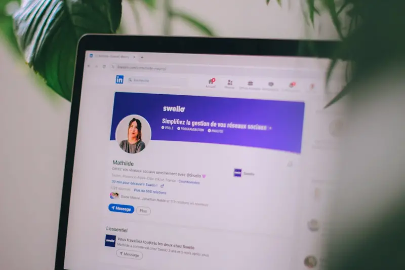 How to Turn Your LinkedIn Profile into a Search Engine Magnet
