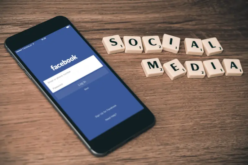 Micro‑Community Mastery: AI‑Powered Social Ads That Talk, Convert, and Scale