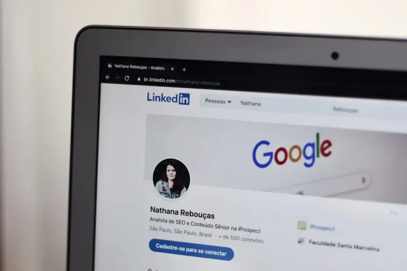 LinkedIn SEO: Turning Professional Intent into Organic Growth LinkedIn SEO: Turning Professional Intent into Organic Growth
